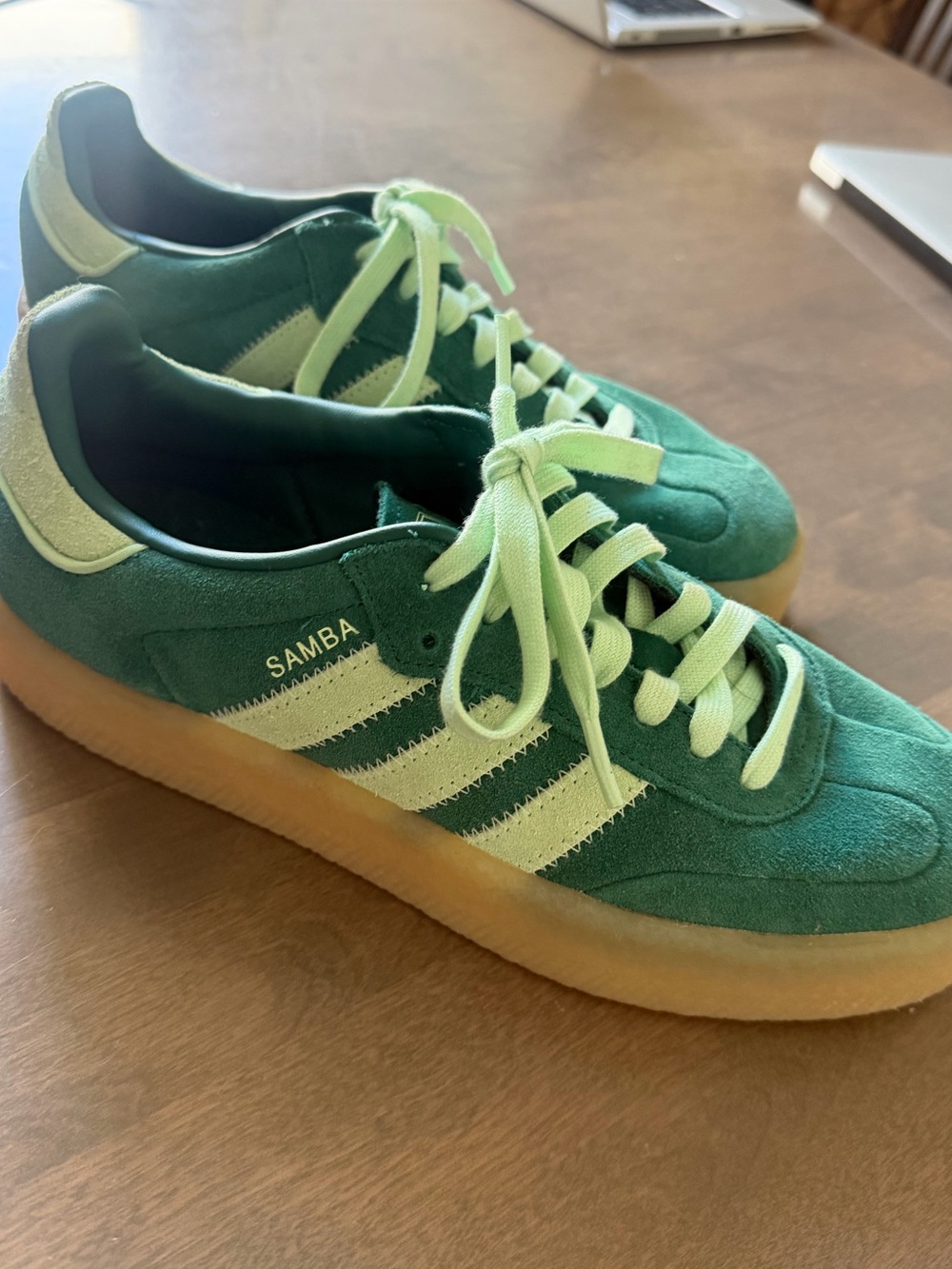 adidas Samba Suede Sneakers size 7.5 in Green with Light Green Accents